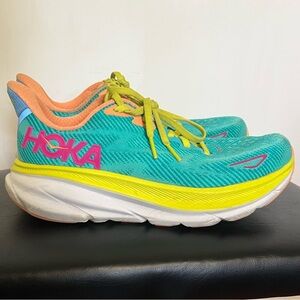 Hoka One One Clifton 9